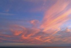 Orange gefärbter Himmel über Miami